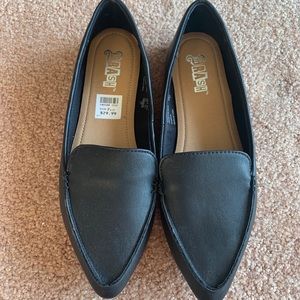 Brash Payless pointy loafers